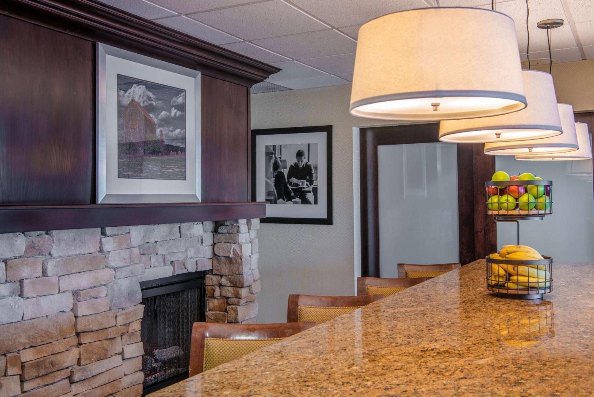 Hampton Inn Cleveland-Solon Exterior foto